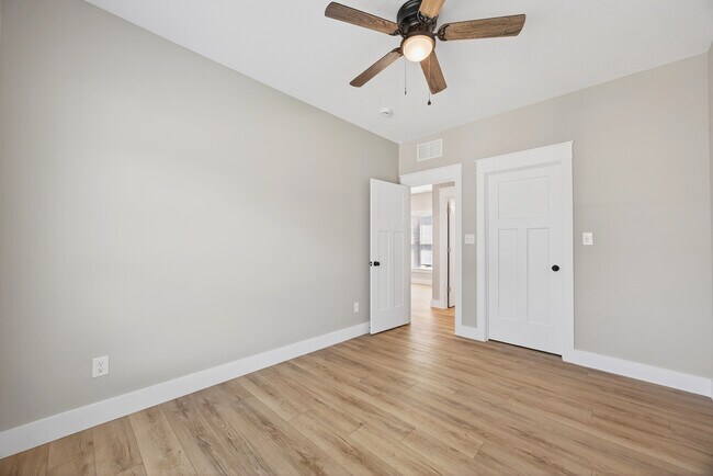 Photo - 1120 N College Ave, Bloomington, IN 47404