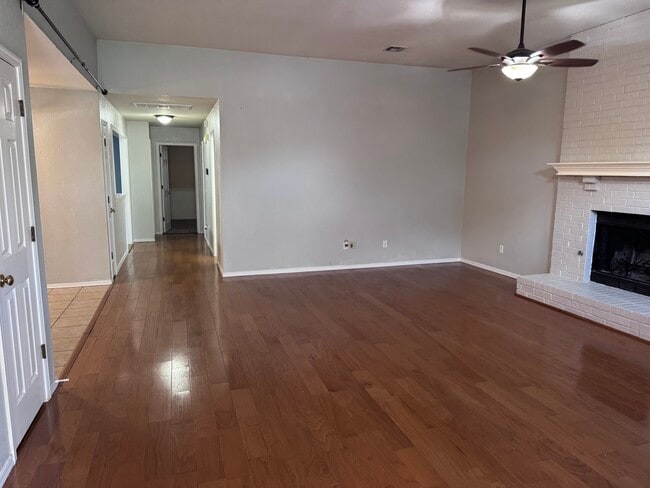 Photo - 11232 S Nandina Ave
