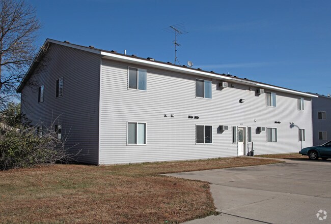 Photo - C & C Apartments