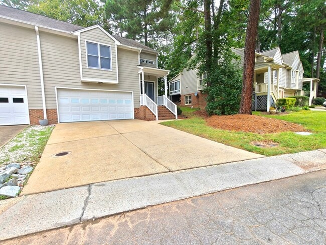 Building Photo - 108 Kingsley Woods Dr Rental
