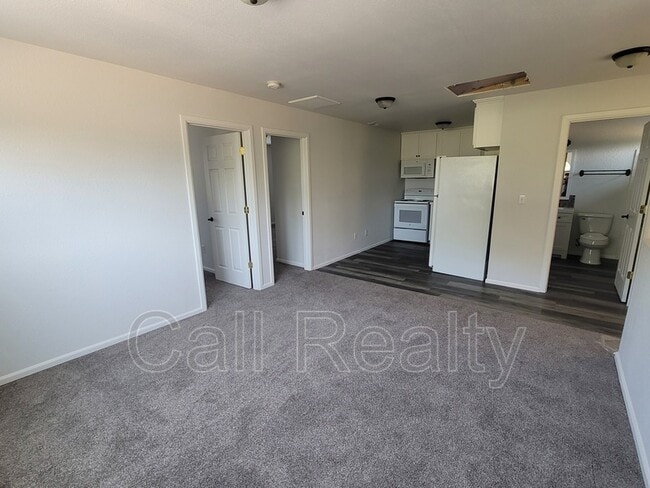 Photo - 11122 E Valleyway Ave Unidad Upper