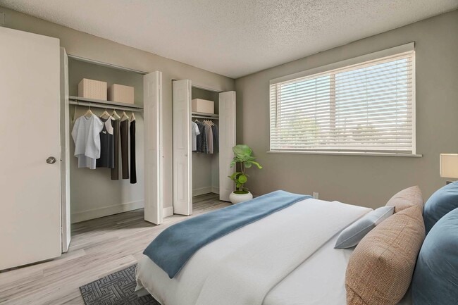Kalo Broadmoor Terrace Bedroom