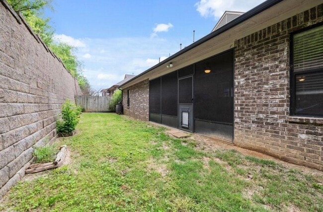 Photo - 3522 Golden Valley Ln