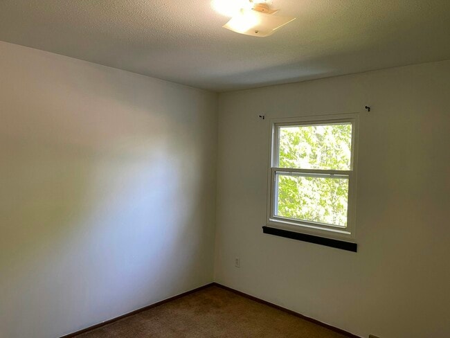 Photo - 4163 W Ridge Rd