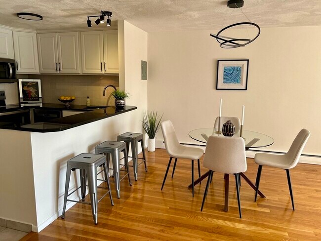 Photo - 32 Whites Ave Unit D41