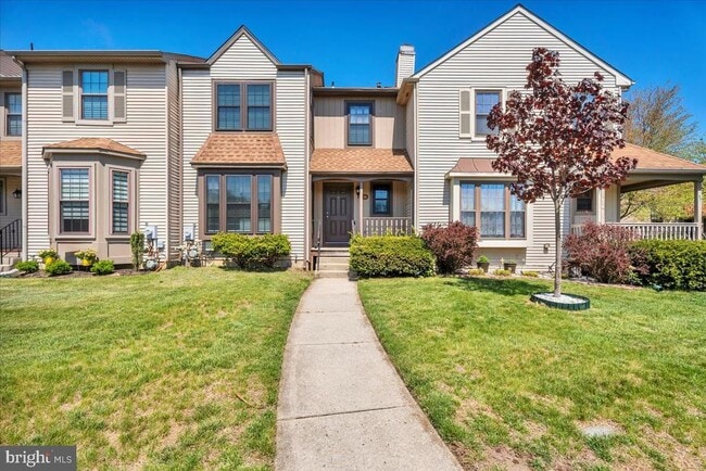 Building Photo - 38 Burgundy Dr