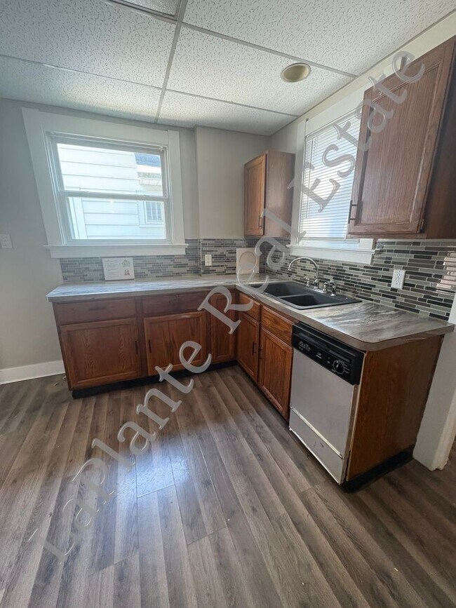 Photo - Charming 3 bedroom home for rent located i...