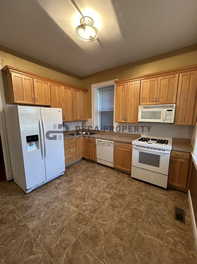 Photo - 2304 Russell Blvd Unit 1e