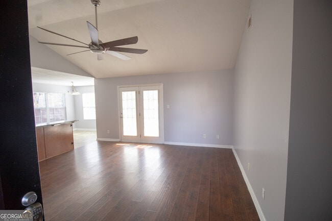 Photo - 8002 Ponderosa Pine Ave