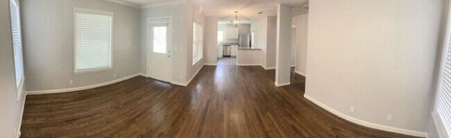 Photo - 5617 Birchman Ave