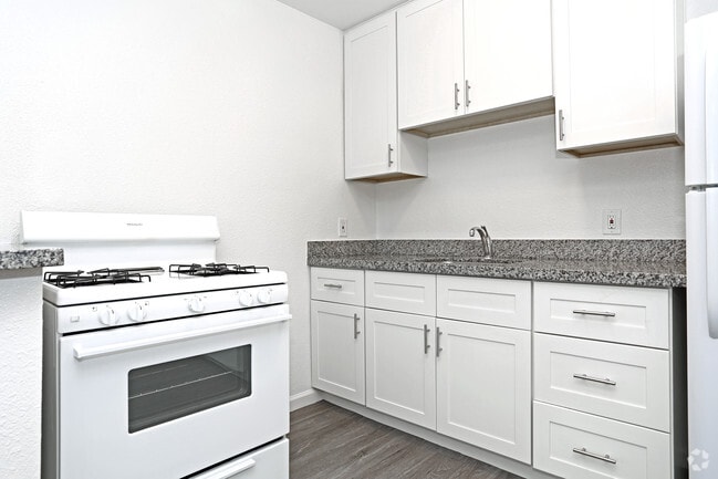 SUR Apartments