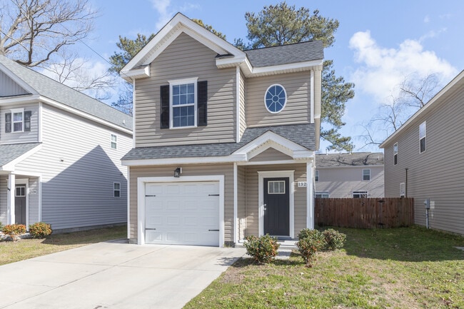 Building Photo - 132 S Thalia Rd