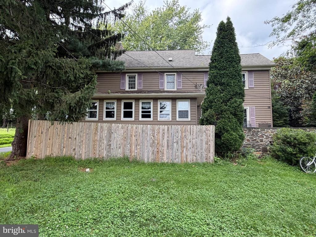 Photo - 381 Old Limestone Rd
