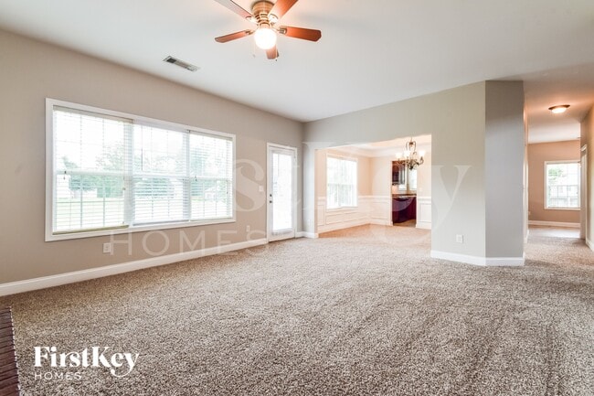 Photo - 6303 Spring Cove Dr