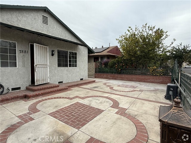 Building Photo - 7881 Claybeck Ave Rental