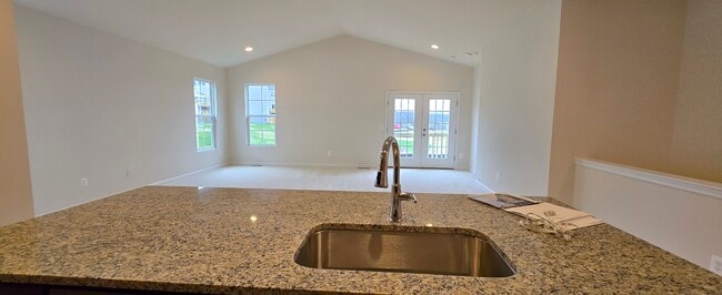 Photo - 107 Alabaster Ln