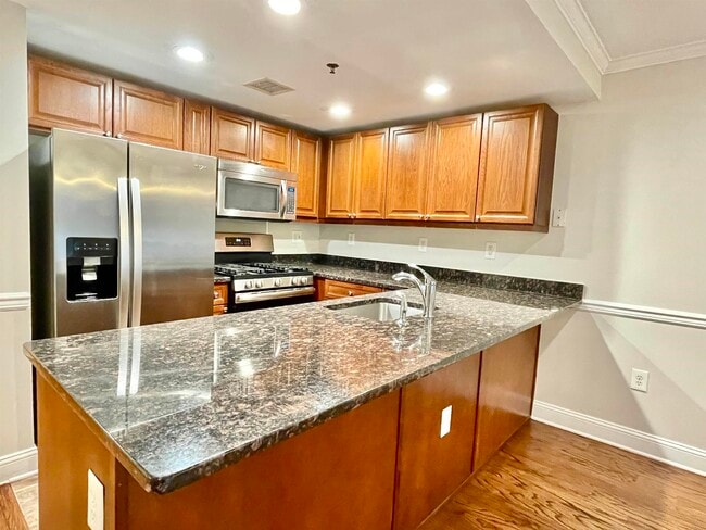 Photo - 1331 Grand St Unit 209