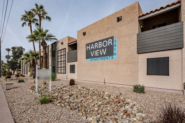 Harbor View Apartments