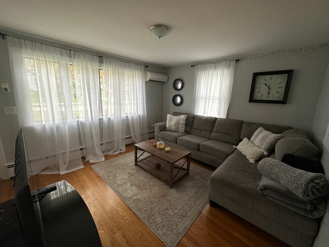 Photo - 65 Sherry Ave