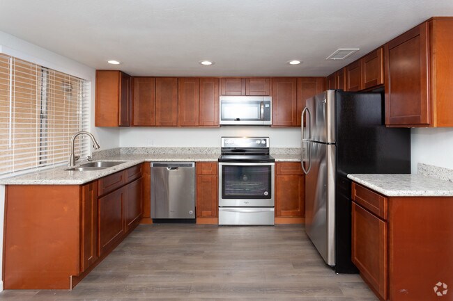 Photo - Camelback Gardens