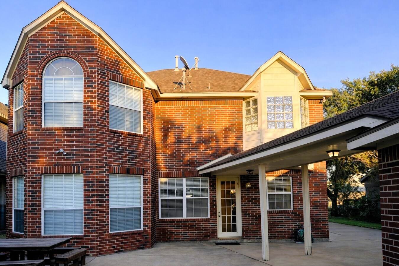 Photo - 1111 Mulberry Ln