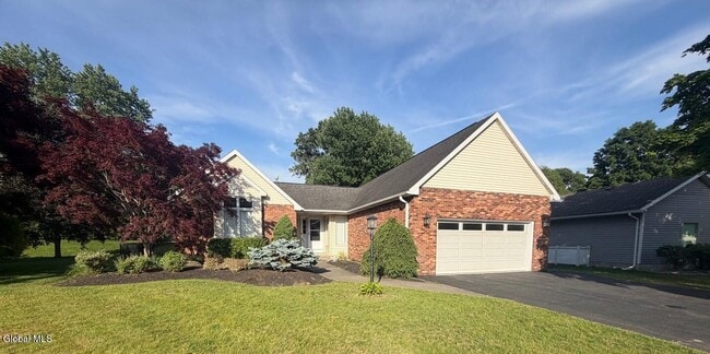 Building Photo - 53 Huntleigh Dr
