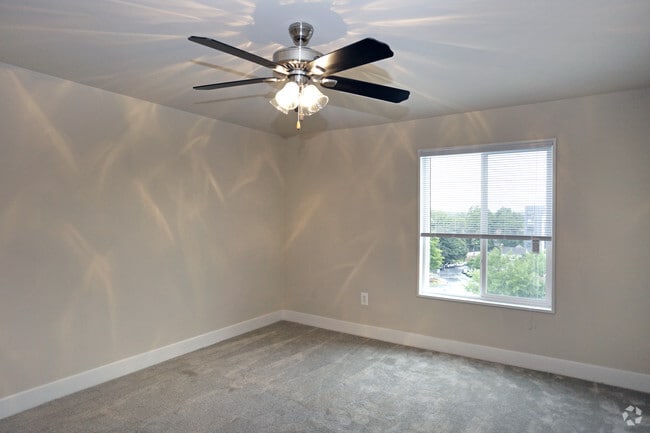 Photo - Georgia West