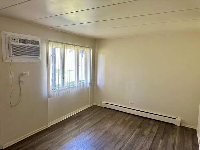 Photo - 250 N Entrance Ave