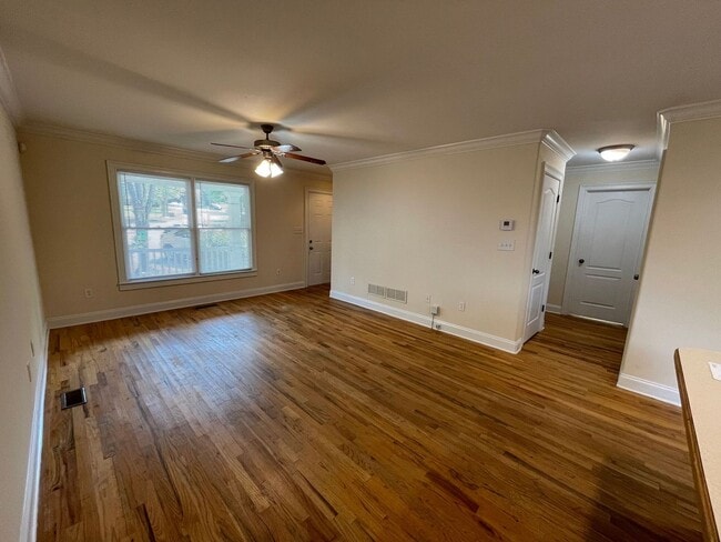 Photo - PRE-LEASING FOR AUGUST 2026!