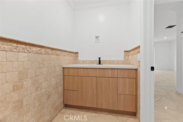 Photo - 333 W Milford St Unit 105