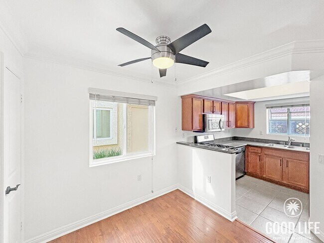 Photo - Comfort & Convenience in This Single-Level Oceanside Home Unidad 803