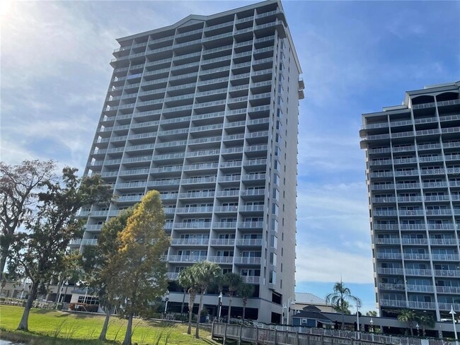 Building Photo - 13427 Blue Heron Beach Dr Unit #2-1207