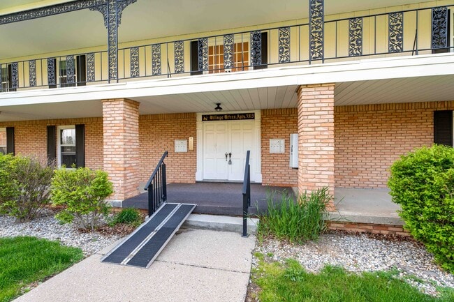 Photo - ONE11 COLLECTION - GRAND BLANC