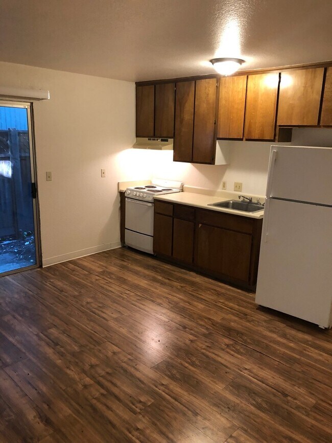 Photo - 14th Street Unidad 5