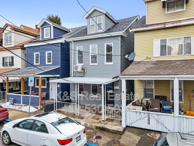 Building Photo - 2321 Spring St