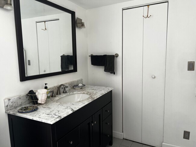 20441 NE 30th Ave Unit Aventura apt