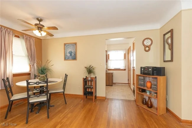 Living/Dining - 5918 Ira Ave