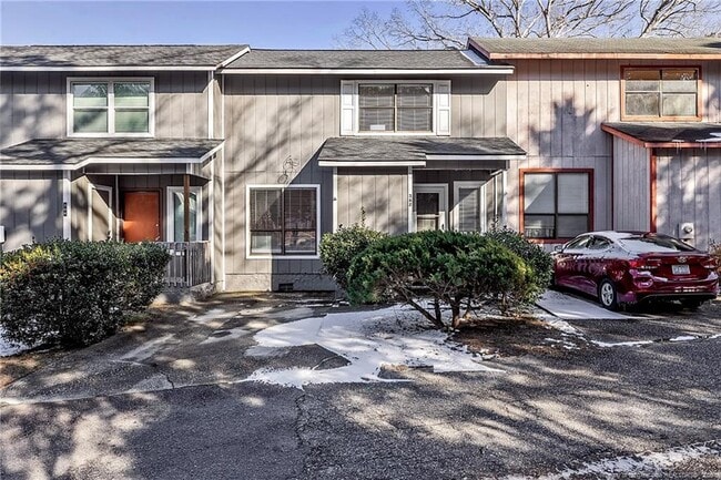 Photo - 362 Terrace Ct