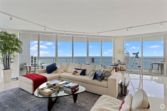 Building Photo - 18671 Collins Ave Unit 1602 Rental