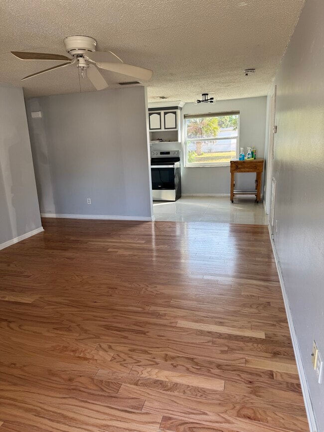 Photo - 9343 83rd Ln