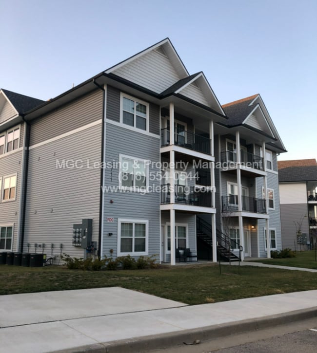 Building Photo - LUXURY LIVING AT BRIGHTON CROSSING, 3RD FLOOR