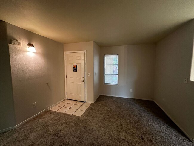Photo - Henderson First Floor Condo - In Gated Community With Pool.