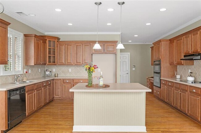 Photo - 2710 Donnelath Pl