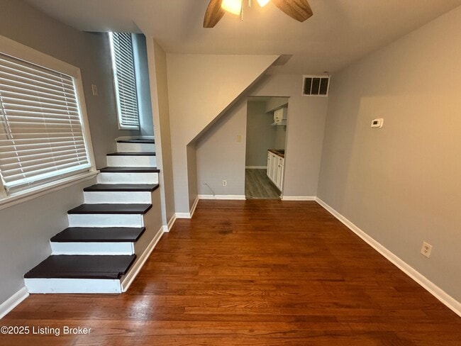 Photo - 1825 E Oak St Unit 3