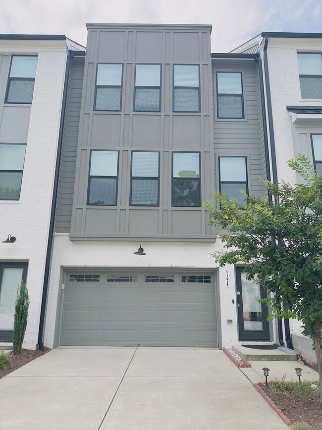 Photo - 1121 Kiernan Grove Ln Townhome
