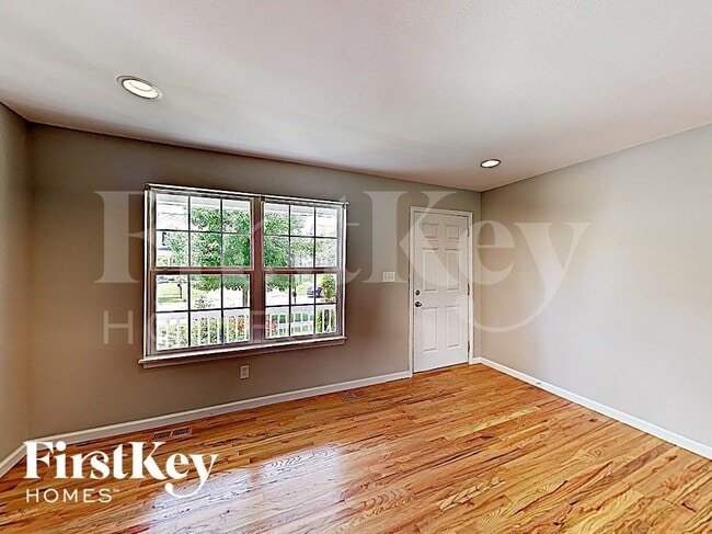 Photo - 227 Spring Borough Dr