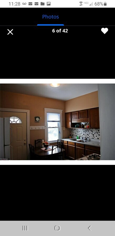 Kitchen - 3207 Daisy Ave