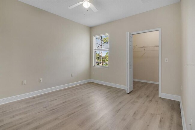Photo - 430 Southern Pecan Cir Unidad 204