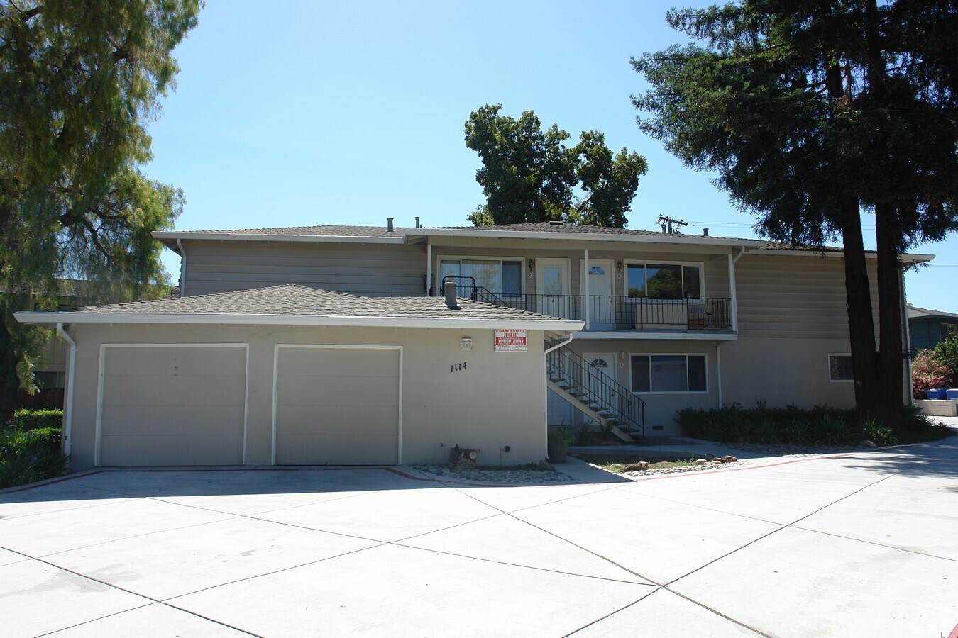 1114 Mesa Drive - 1114 Mesa Drive