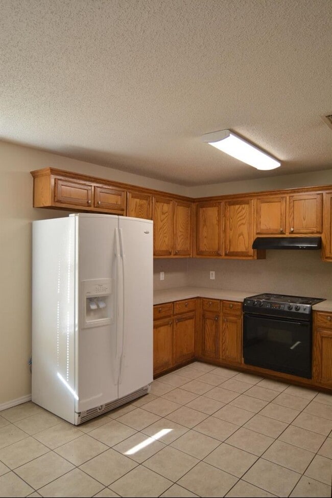 Photo - 6302 34th Pl Unit 6302 34th Pl.- 2